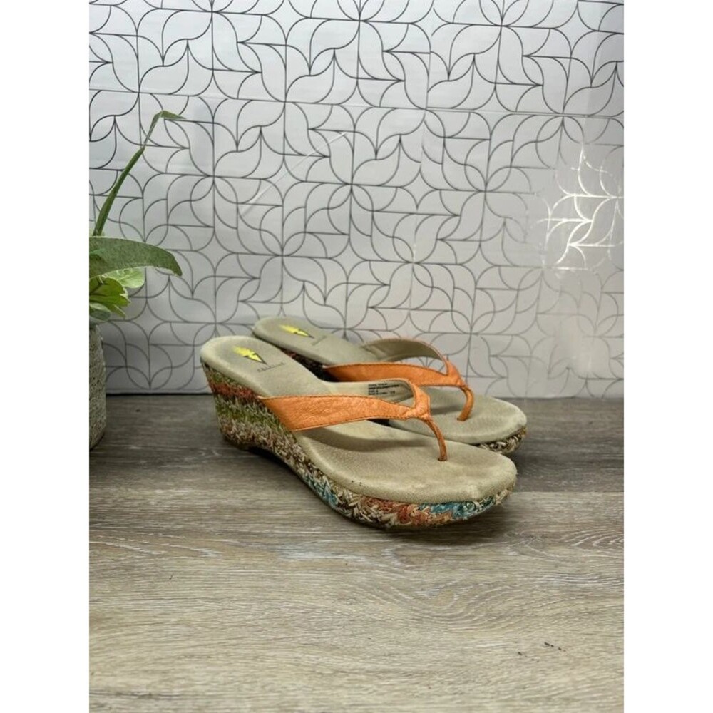 Volatile wedge sandals, 9